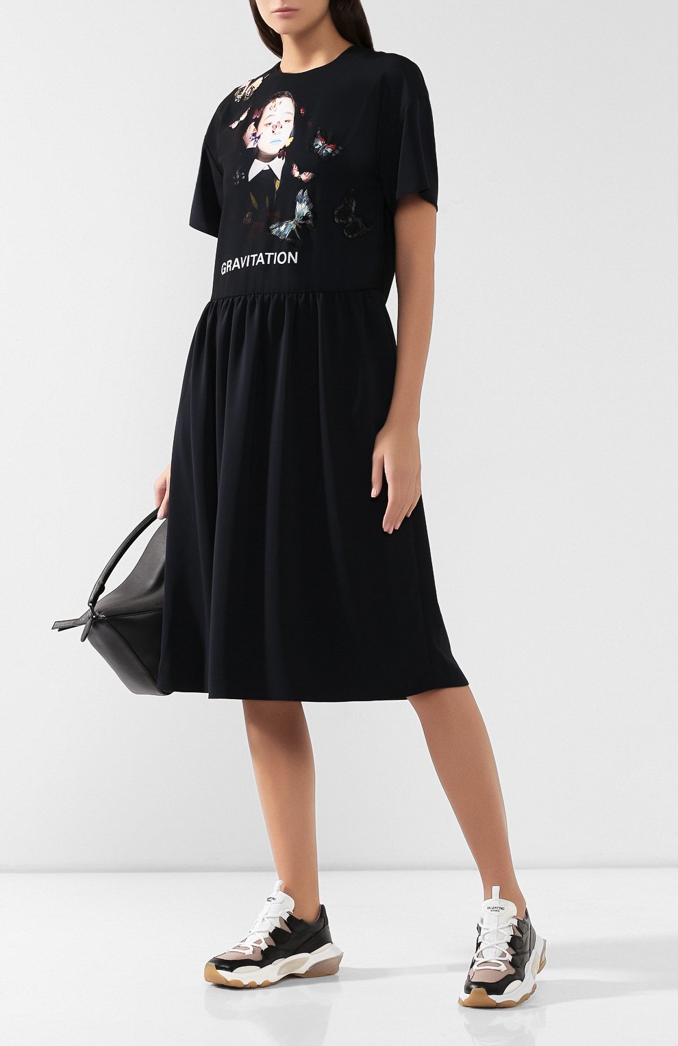 Платье VALENTINO черного цвета по цене 333000 руб., арт. SB3VANX54Z0, фото 2 Платье VALENTINO, арт. SB3VANX54Z0, фото 2