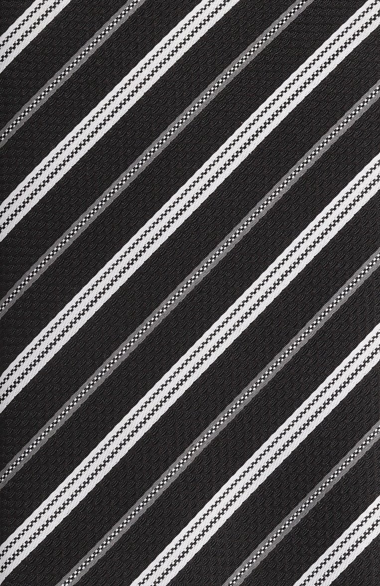 Мужской шелковый галстук EMPORIO ARMANI черного цвета, арт. EM001346/TE13714 | Фото 4 (Нос: Не проставлено; Материал: Шелк, Текстиль; Принт: С принтом)