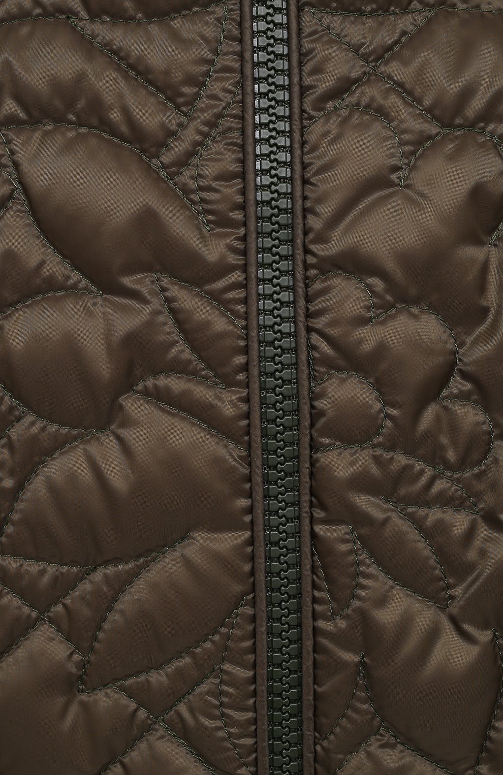Пуховая куртка 1 moncler jw anderson MONCLER GENIUS хаки цвета по цене 87000 руб., арт. G1-09E-1A521-00-M1146, фото 5 Пуховая куртка 1 moncler jw anderson MONCLER GENIUS, арт. G1-09E-1A521-00-M1146, фото 5