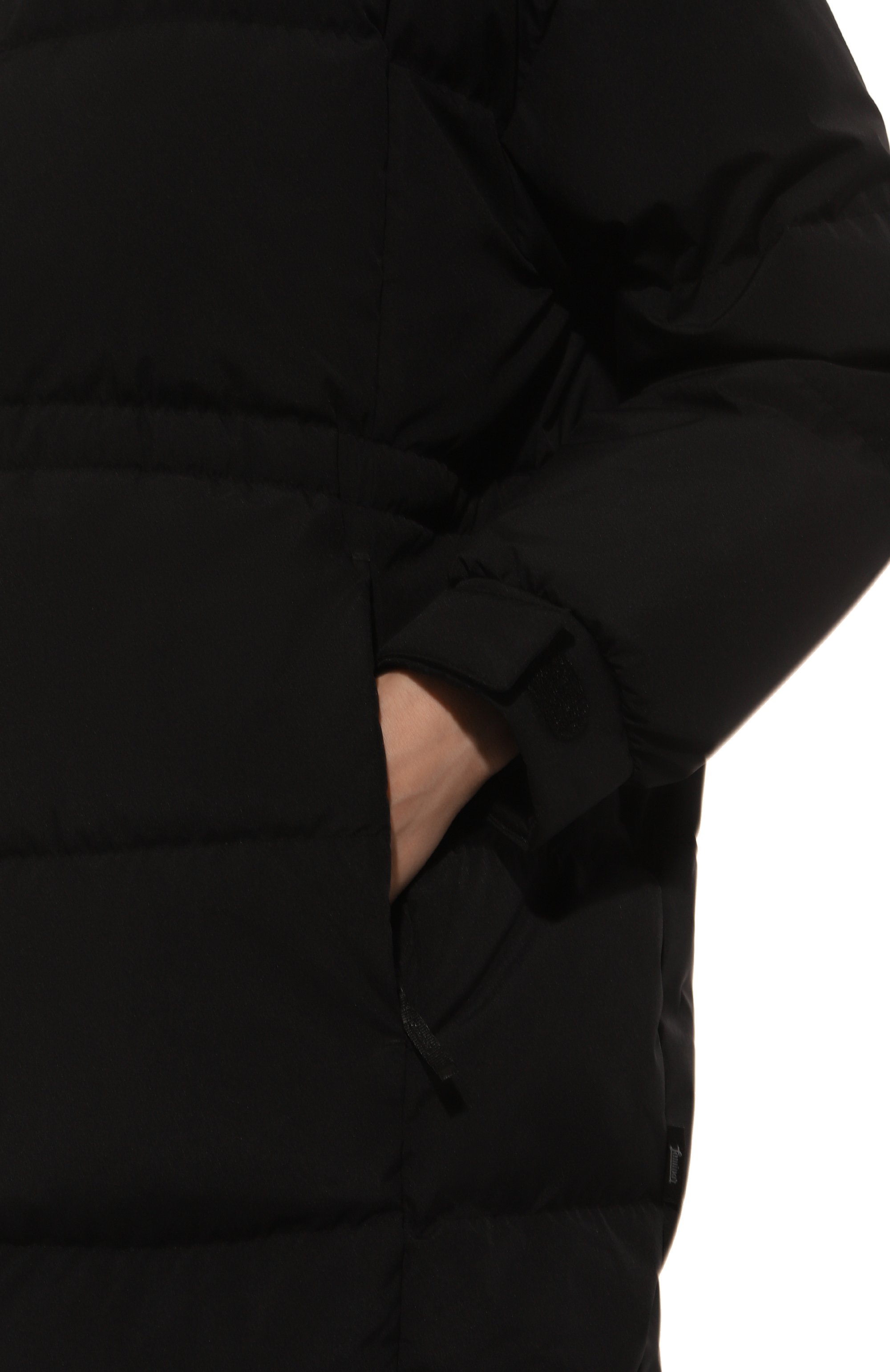 Пуховик HERNO черного цвета по цене 84950 руб., арт. PI00342DL/11106, фото 5 Пуховик HERNO, арт. PI00342DL/11106, фото 5