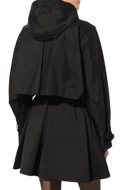 Плащ MONCLER черного цвета по цене 120000 руб., арт. 1A000-27-53A47, фото 4 Плащ MONCLER, арт. 1A000-27-53A47, фото 4