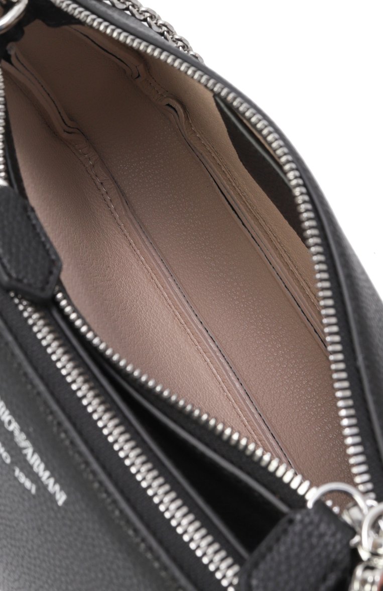 Женская сумка EMPORIO ARMANI черного цвета, арт. EW000540/AF12103 | Фото 5 (Размер: small; Ремень/цепочка: На ремешке; Материал: Экокожа; Автоматизация состава: Проставлено; Автоматизация ТО: Проставлено)