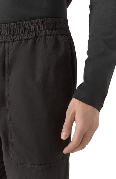 Хлопковые брюки ICEBERG черного цвета по цене 28950 руб., арт. B080/0032, фото 5 Хлопковые брюки ICEBERG, арт. B080/0032, фото 5