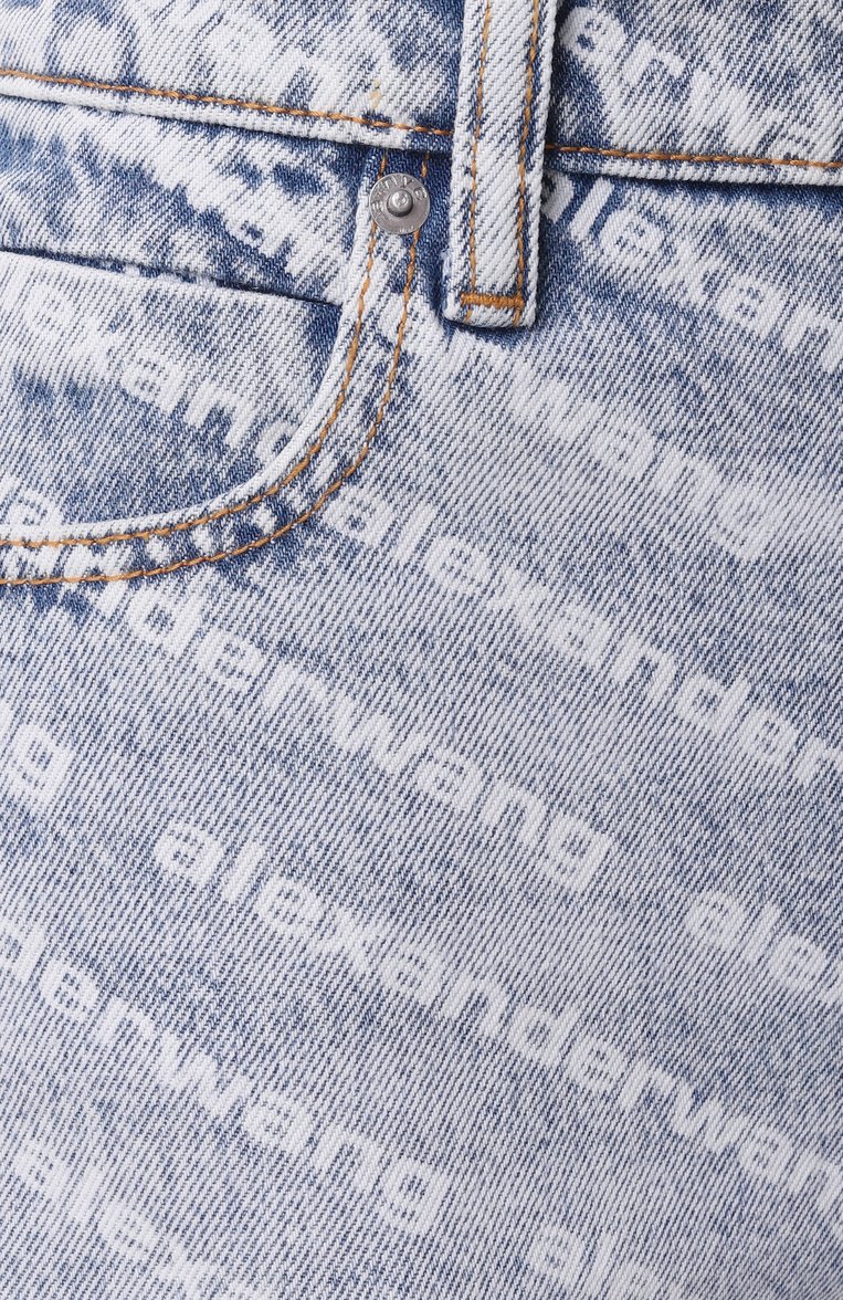 Женские джинсовые шорты ALEXANDER WANG голубого цвета, арт. 4DC2204781 | Фото 6 (Длина Ж (юбки, платья, шорты): Мини; Драгоценные камни: Проставлено; Материал сплава: Проставлено; Стили: Кэжуэл; Кросс-КТ: Деним; Материал внешний: Деним, Хлопок)