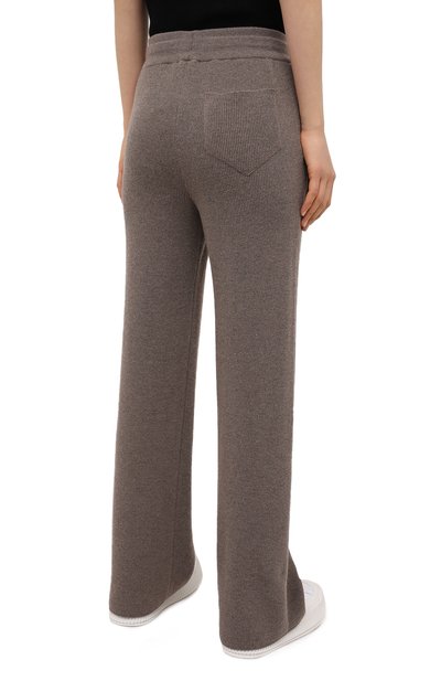 Брюки NANUSHKA серого цвета по цене 38950 руб., арт. 0NI_F0SSILE_RECYCLED CASHMERE KNIT, фото 4 Брюки NANUSHKA, арт. 0NI_F0SSILE_RECYCLED CASHMERE KNIT, фото 4