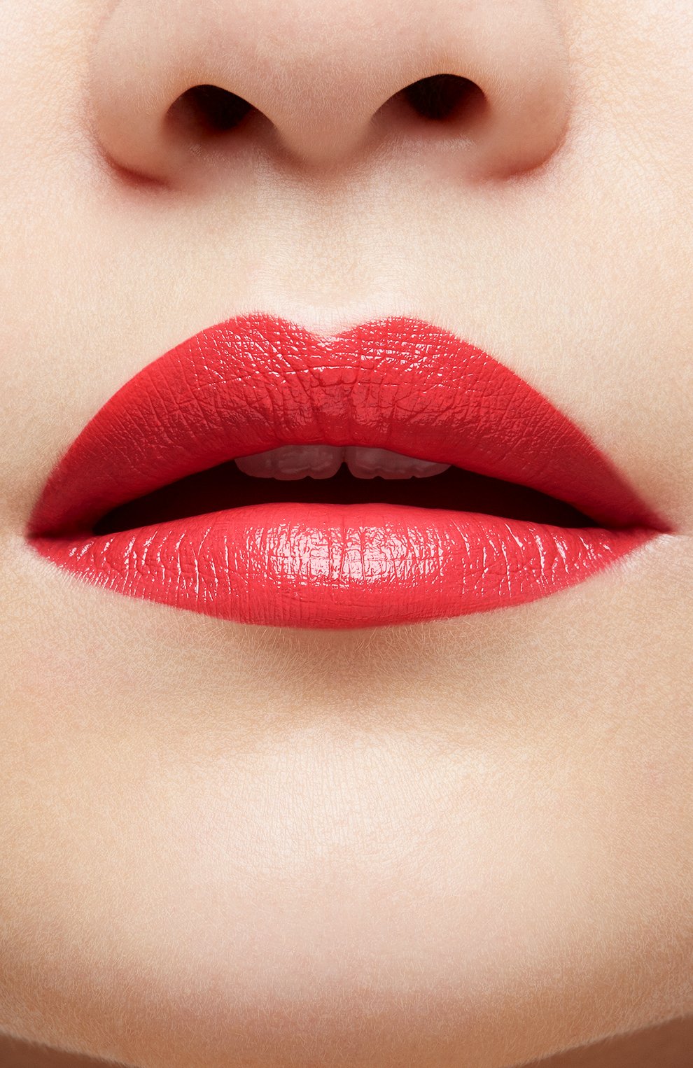 Помада для губ с атласным блеском silky satin, оттенок miss loubi CHRISTIAN LOUBOUTIN, арт. 810413028955, фото 5