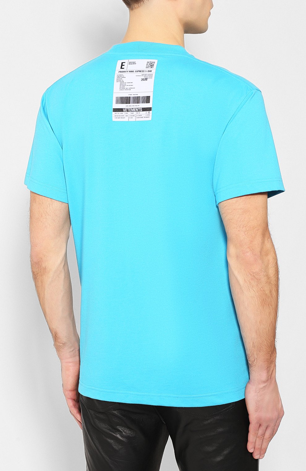 Футболка VETEMENTS синего цвета по цене 16450 руб., арт. SS20TR304 1610/W/BLUE, фото 8 Футболка VETEMENTS, арт. SS20TR304 1610/W/BLUE, фото 8