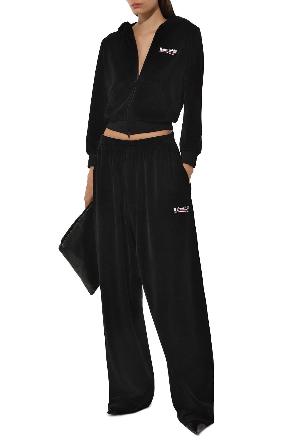 Хлопковая толстовка BALENCIAGA черного цвета по цене 231500 руб., арт. 769022/TPVJ8, фото 2 Хлопковая толстовка BALENCIAGA, арт. 769022/TPVJ8, фото 2