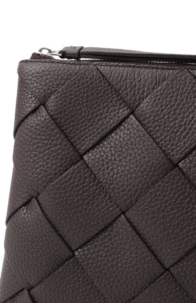Клатч diago large BOTTEGA VENETA темно-коричневого цвета по цене 277000 руб., арт. 795632/V4FV1, фото 3 Клатч diago large BOTTEGA VENETA, арт. 795632/V4FV1, фото 3