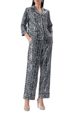 Женские брюки с отделкой пайетками IN THE MOOD FOR LOVE леопардового цвета, арт. RS2500400002 | Фото 2 (Драгоценные камни: Проставлено; Длина (брюки, джинсы): Стандартные; Материал сплава: Проставлено; Кросс-КТ: костюм; Си�луэт Ж (брюки и джинсы): Широкие; Женское Кросс-КТ: Брюки-одежда; Стили: Гламурный; Материал внешний: Синтетический материал)