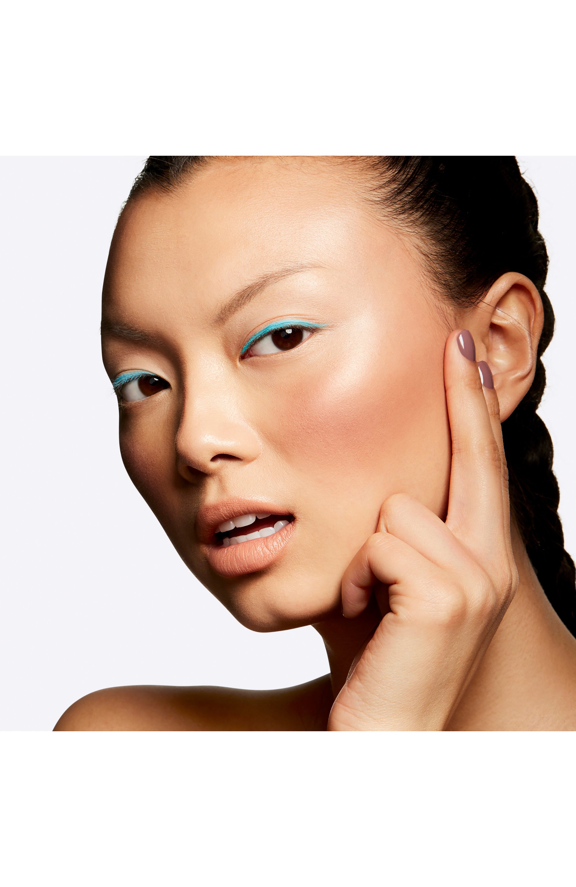 Кремовые румяна extra dimension blush, оттенок hard to get (6.5g) MAC цвета по цене 3990 руб., арт. S611-22, фото 5 Кремовые румяна extra dimension blush, оттенок hard to get (6.5g) MAC, арт. S611-22, фото 5