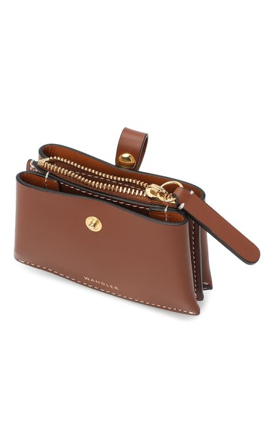 Кожаный футляр для кредитных карт WANDLER коричневого цвета по цене 16800 руб., арт. C0RSA CARDH0LDER, фото 3 Кожаный футляр для кредитных карт WANDLER, арт. C0RSA CARDH0LDER, фото 3