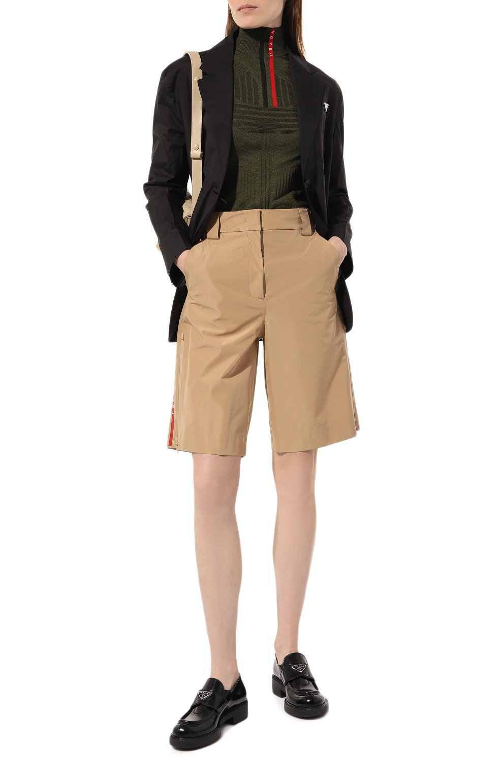 Шорты prada linea rossa PRADA бежевого цвета по цене 120000 руб., арт. 22H817-1V94-F0065-201, фото 2 Шорты prada linea rossa PRADA, арт. 22H817-1V94-F0065-201, фото 2
