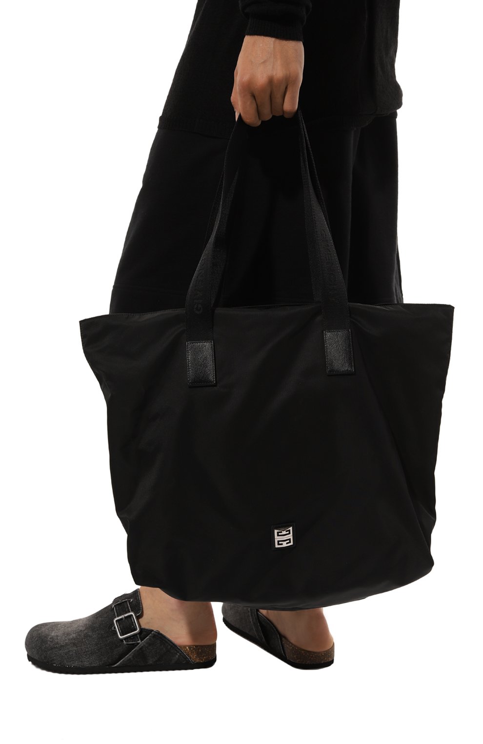 Сумка-тоут 4g large GIVENCHY черного цвета по цене 122500 руб., арт. BK508MK17N, фото 2 Сумка-тоут 4g large GIVENCHY, арт. BK508MK17N, фото 2