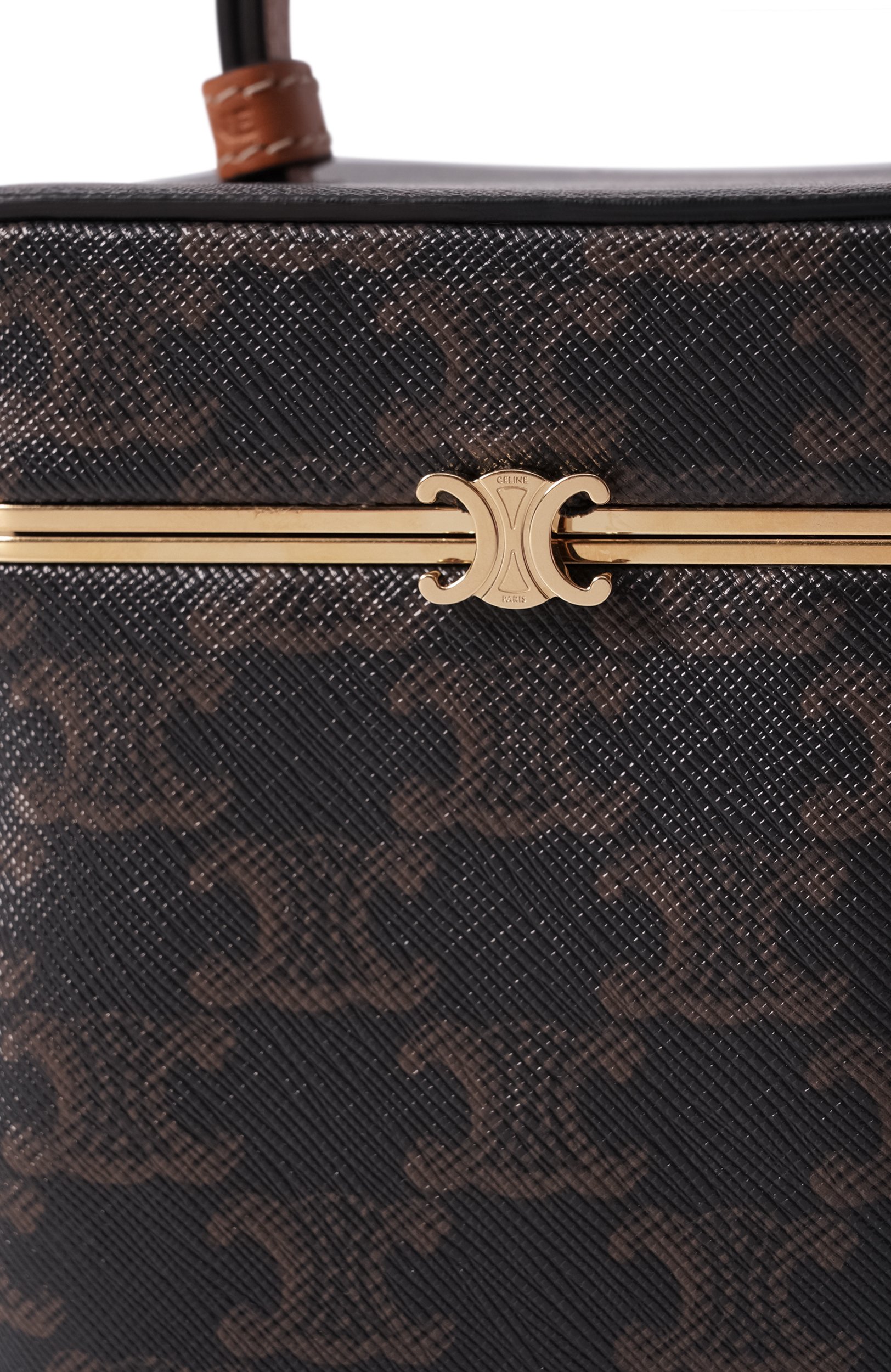 Сумка triomphe CELINE коричневого цвета по цене 454000 руб., арт. 12423/2L52, фото 6 Сумка triomphe CELINE, арт. 12423/2L52, фото 6