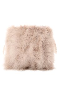 Светло-розовый