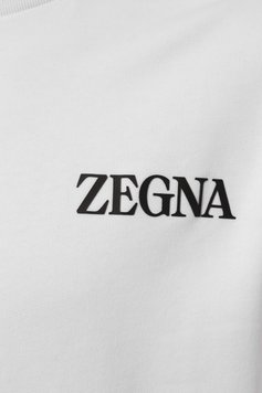 Мужской хлопковый свитшот ZEGNA белого цвета, арт. UD522A7/D872 | Фото 5 (Рукава: Длинные; Принт: Без принта; Длина (для топов): Стандартные; Мужское Кросс-КТ: свитшот-одежда; Материал сплава: Проставлено; Материал внешний: Хлопок; Драгоценные камни: Проставлено; Стили: Кэжуэл)