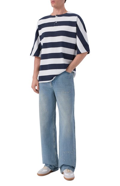 Хлопковая футболка JACQUEMUS белого цвета по цене 39400 руб., арт. 26ETSM00581/AJ00045, фото 2 Хлопковая футболка JACQUEMUS, арт. 26ETSM00581/AJ00045, фото 2