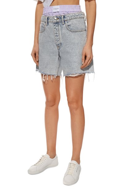 Джинсовые шорты ALEXANDER WANG светло-голубого цвета по цене 41200 руб., арт. 4DC2224109, фото 3 Джинсовые шорты ALEXANDER WANG, арт. 4DC2224109, фото 3