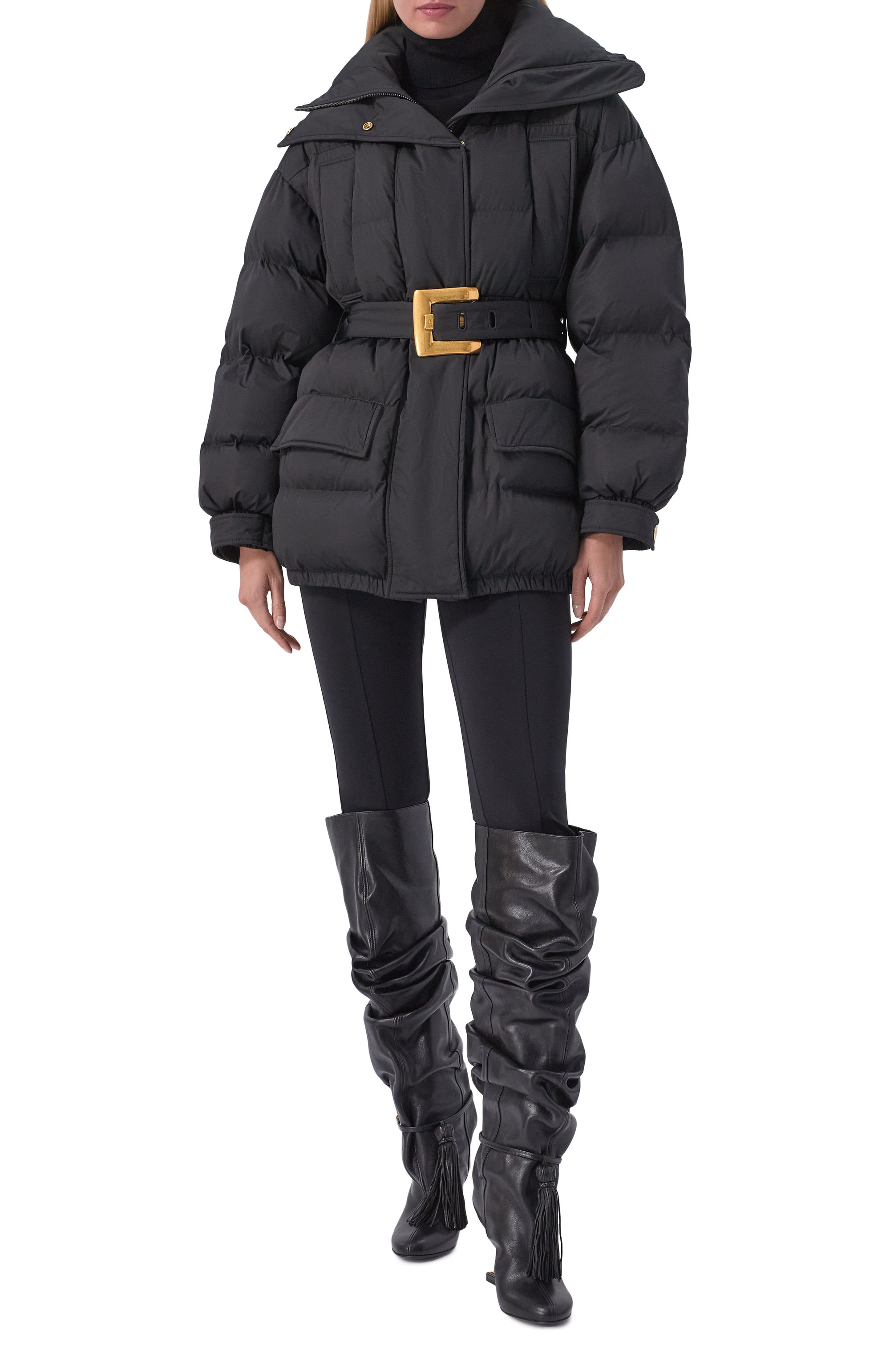 Пуховик BALMAIN черного цвета по цене 299500 руб., арт. HF1TQ040/XK09, фото 2 Пуховик BALMAIN, арт. HF1TQ040/XK09, фото 2