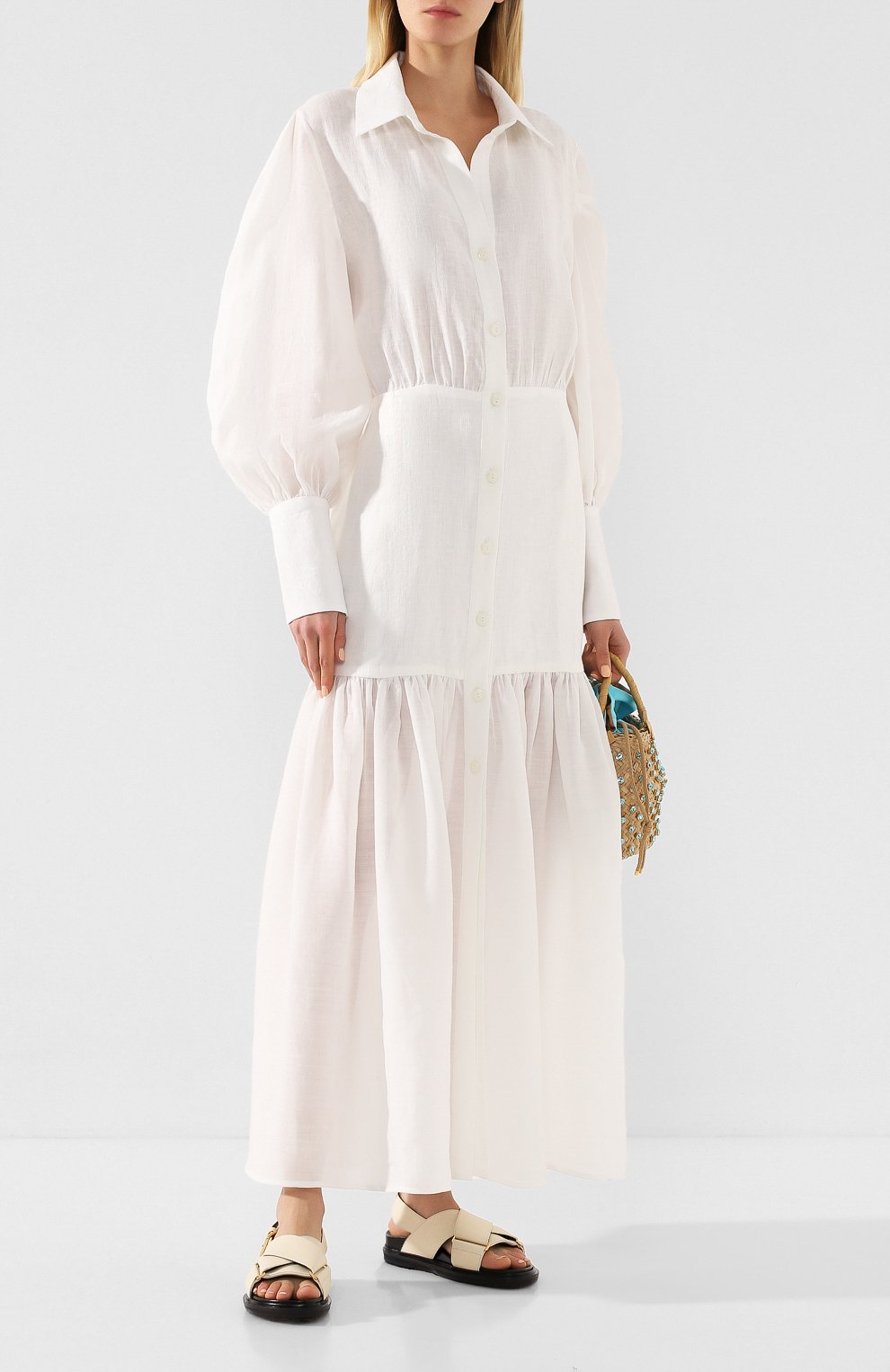 Льняное платье A MERE CO белого цвета по цене 59950 руб., арт. AMC-R20-G4-51, фото 2 Льняное платье A MERE CO, арт. AMC-R20-G4-51, фото 2