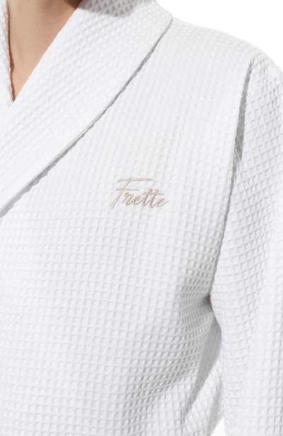 Халат waffle FRETTE белого цвета по цене 26400 руб., арт. FR6742 D2060 G02X, фото 5 Халат waffle FRETTE, арт. FR6742 D2060 G02X, фото 5