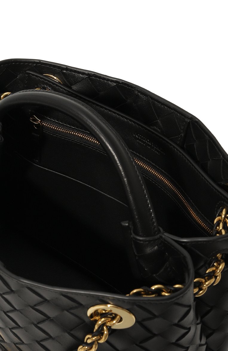 Женская сумка andiamo small BOTTEGA VENETA черного цвета, арт. 786008/VCPP1 | Фото 5 (Материал: Натуральная кожа; Размер: small; Ремень/цепочка: На ремешке)