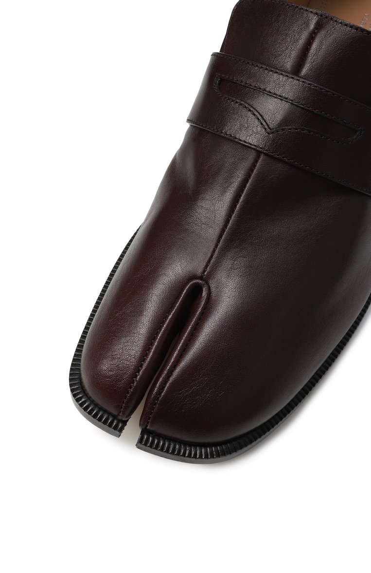Женские кожаные пенни-лоферы tabi city MAISON MARGIELA темно-коричневого цвета, арт. S39WR0021/P8158 | Фото 7 (Материал внешний: Натуральная кожа; Подошва: Плоская; Материал внутренний: Натуральная кожа; Каблук высота: Низкий; Автоматизация состава: Проставлено; Автоматизация ТО: Проставлено)