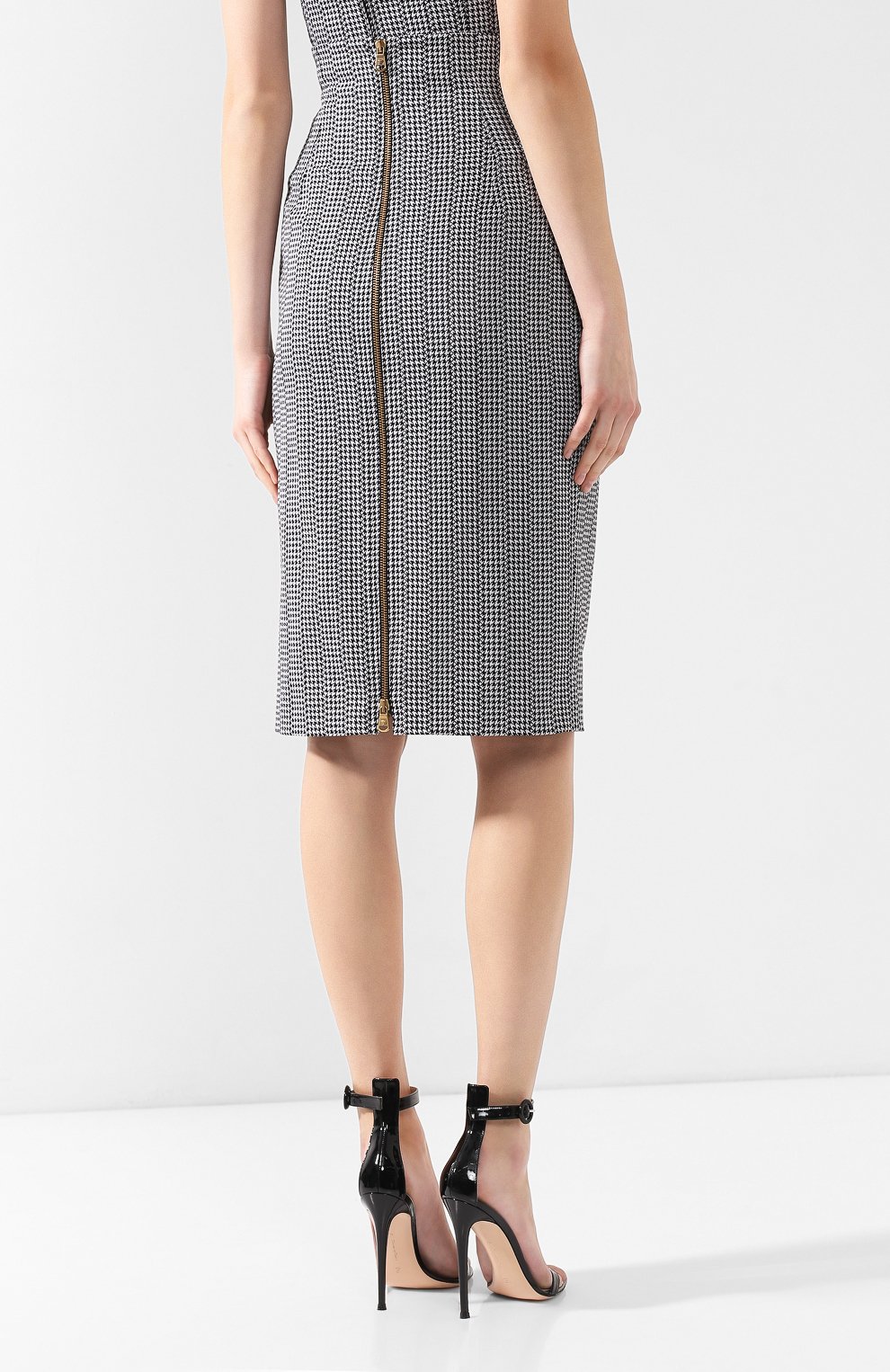 Хлопковая юбка VERSACE черно-белого цвета по цене 82550 руб., арт. A82183/A228558, фото 4 Хлопковая юбка VERSACE, арт. A82183/A228558, фото 4