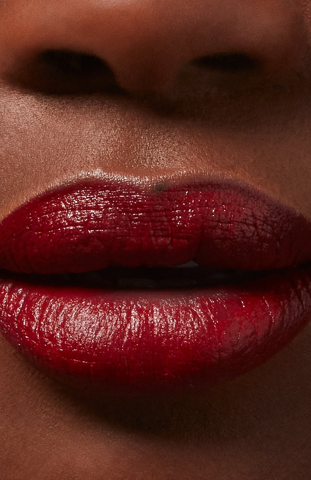 Губная помада rosso valentino matte (рефил), 215a (3.5g) VALENTINO цвета по цене 4290 руб., арт. 3614273232395, фото 4 Губная помада rosso valentino matte (рефил), 215a (3.5g) VALENTINO, арт. 3614273232395, фото 4