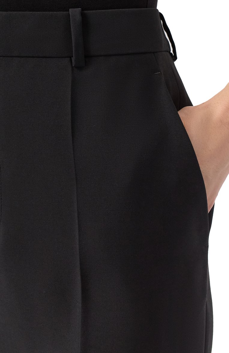 Женские шерстяные брюки BOTTEGA VENETA черного цвета, арт. 820099/V0B30 | Фото 5 (Длина (брюки, джинсы): Удлиненные; Материал внешний: Шерсть; Автоматизация ТО: Проставлено; Автоматизация состава: Проставлено; Женское Кросс-КТ: Брюки-одежда; Случай: Формальный; Силуэт Ж (брюки и джинсы): Расклешенные; Стили: Классический; Кросс-КТ: костюм)