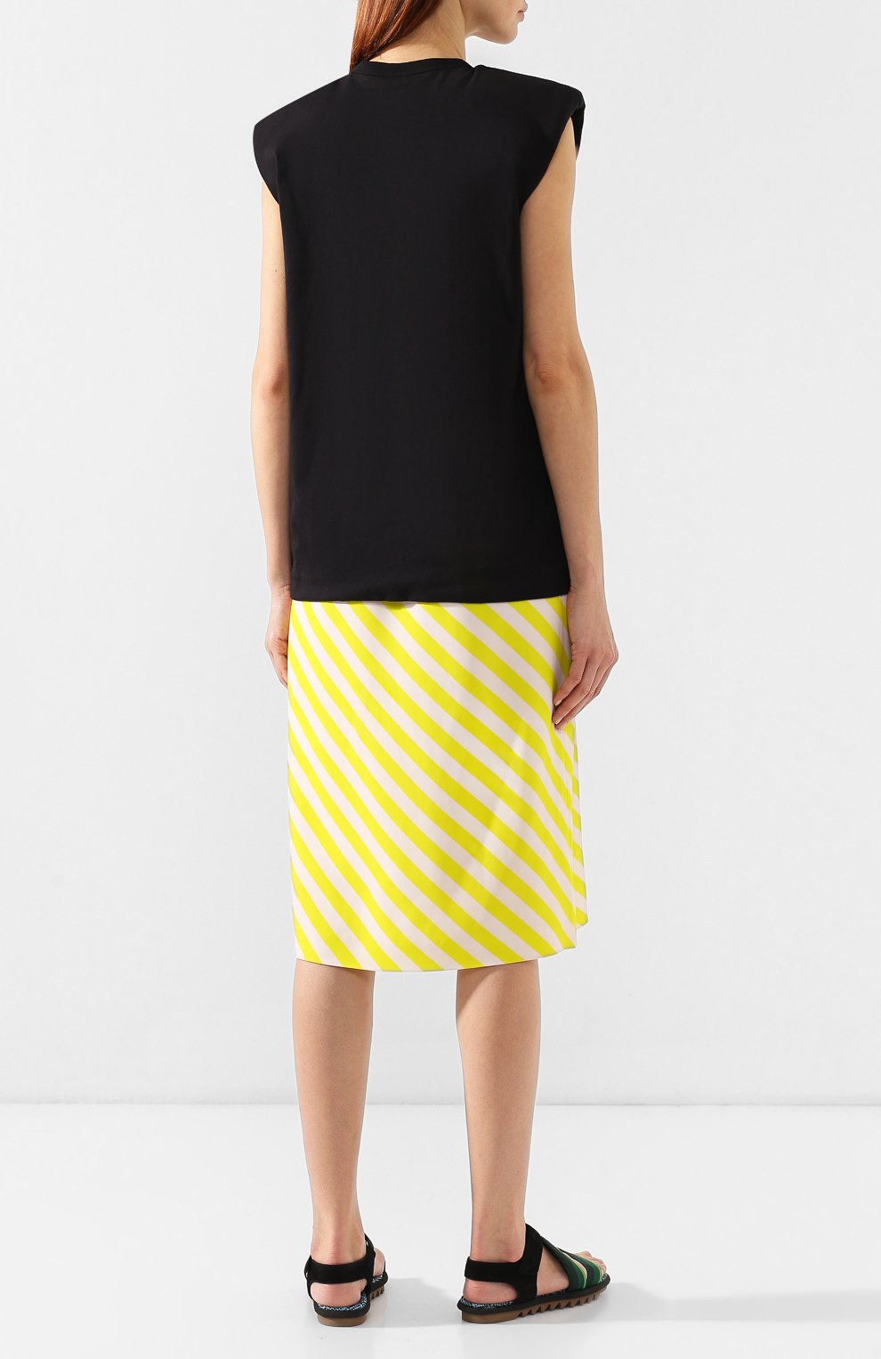Платье из вискозы DRIES VAN NOTEN разноцветного цвета по цене 96550 руб., арт. 191-31066-7097, фото 4 Платье из вискозы DRIES VAN NOTEN, арт. 191-31066-7097, фото 4