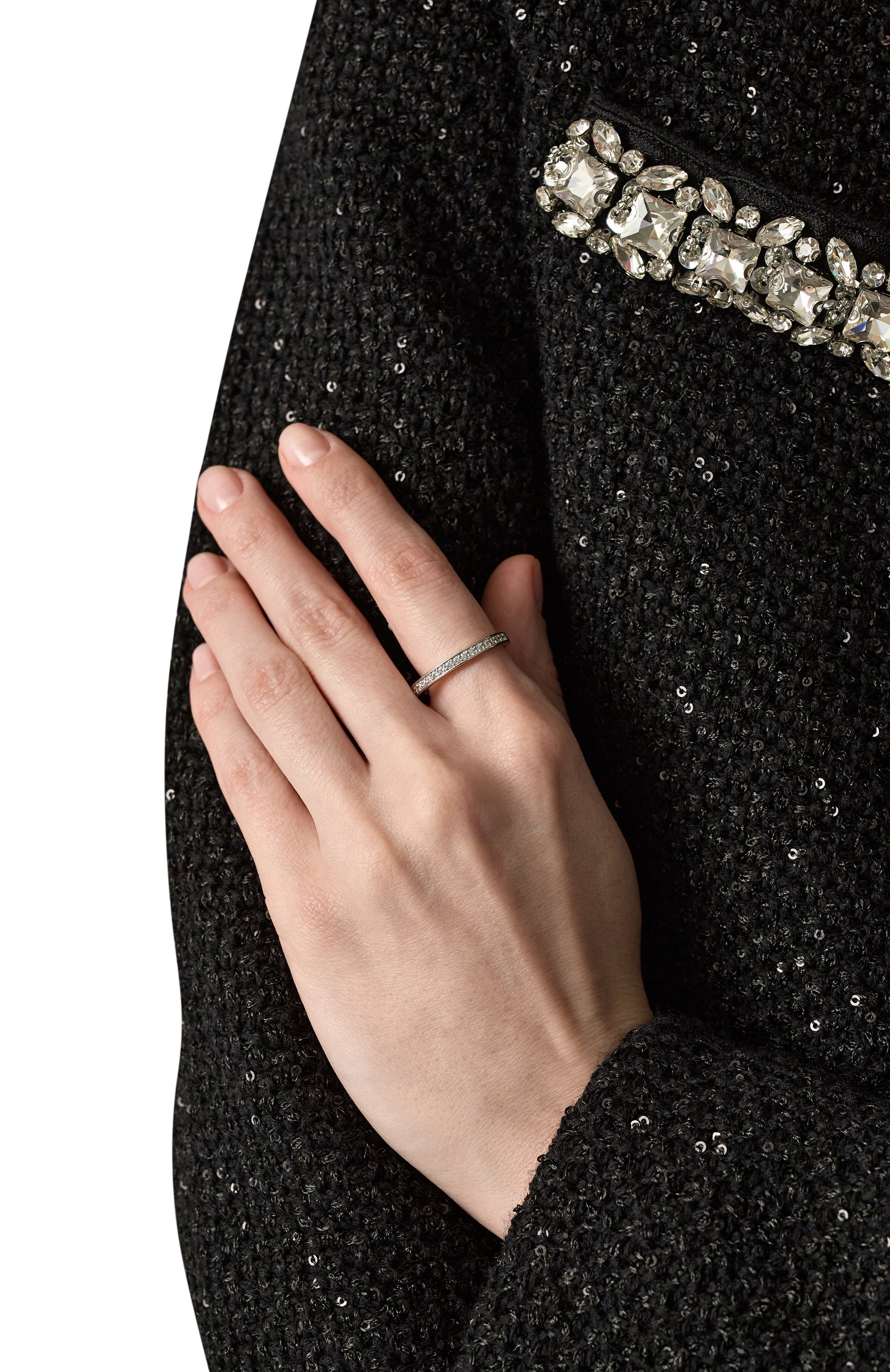 Кольцо matrix SWAROVSKI серебряного цвета по цене 10600 руб., арт. 1121068, фото 2 Кольцо matrix SWAROVSKI, арт. 1121068, фото 2