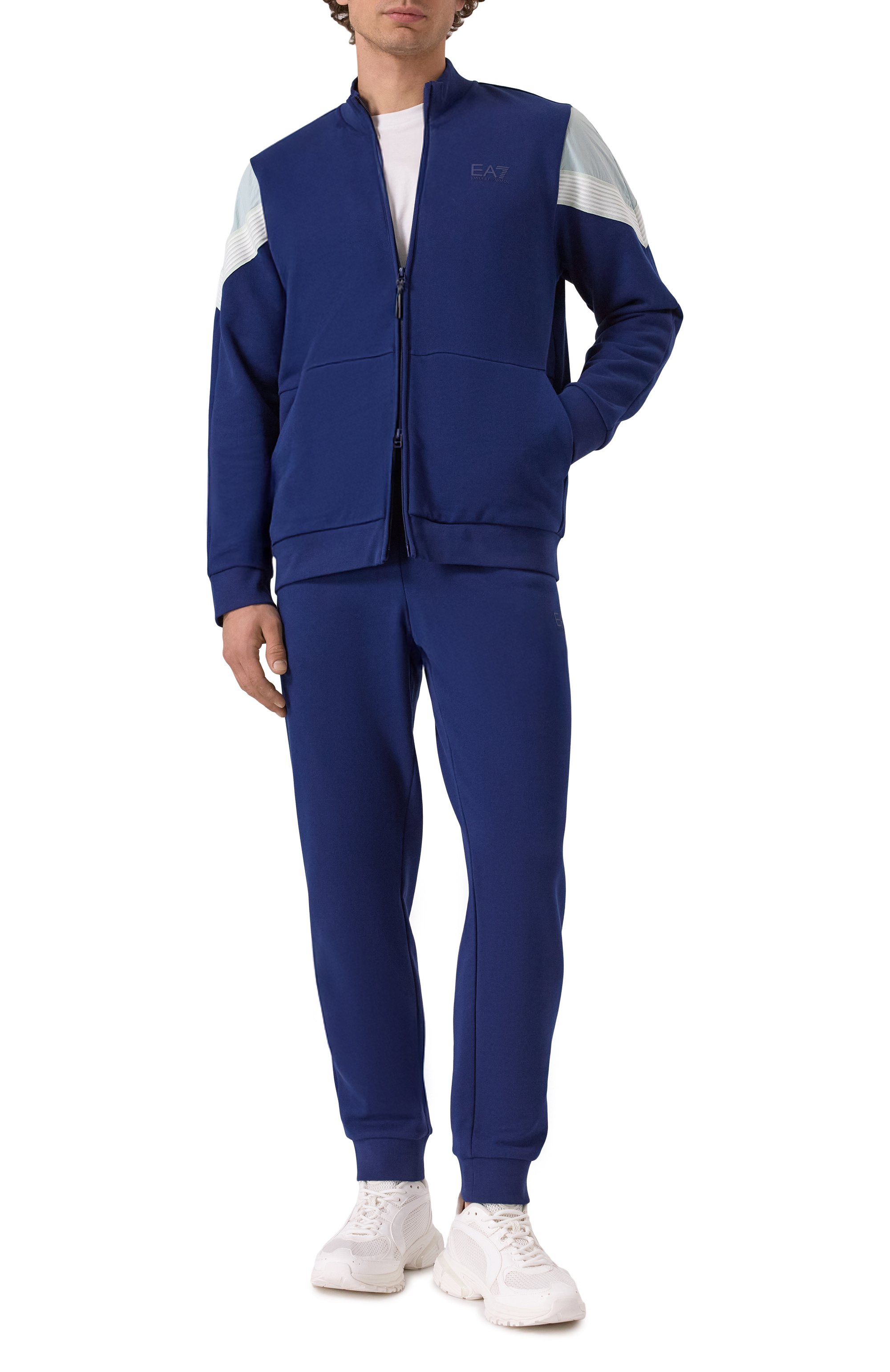 Хлопковый спортивный костюм EA7 темно-синего цвета по цене 26300 руб., арт. 7M000268/AF12451, фото 1 Хлопковый спортивный костюм EA7, арт. 7M000268/AF12451, фото 1
