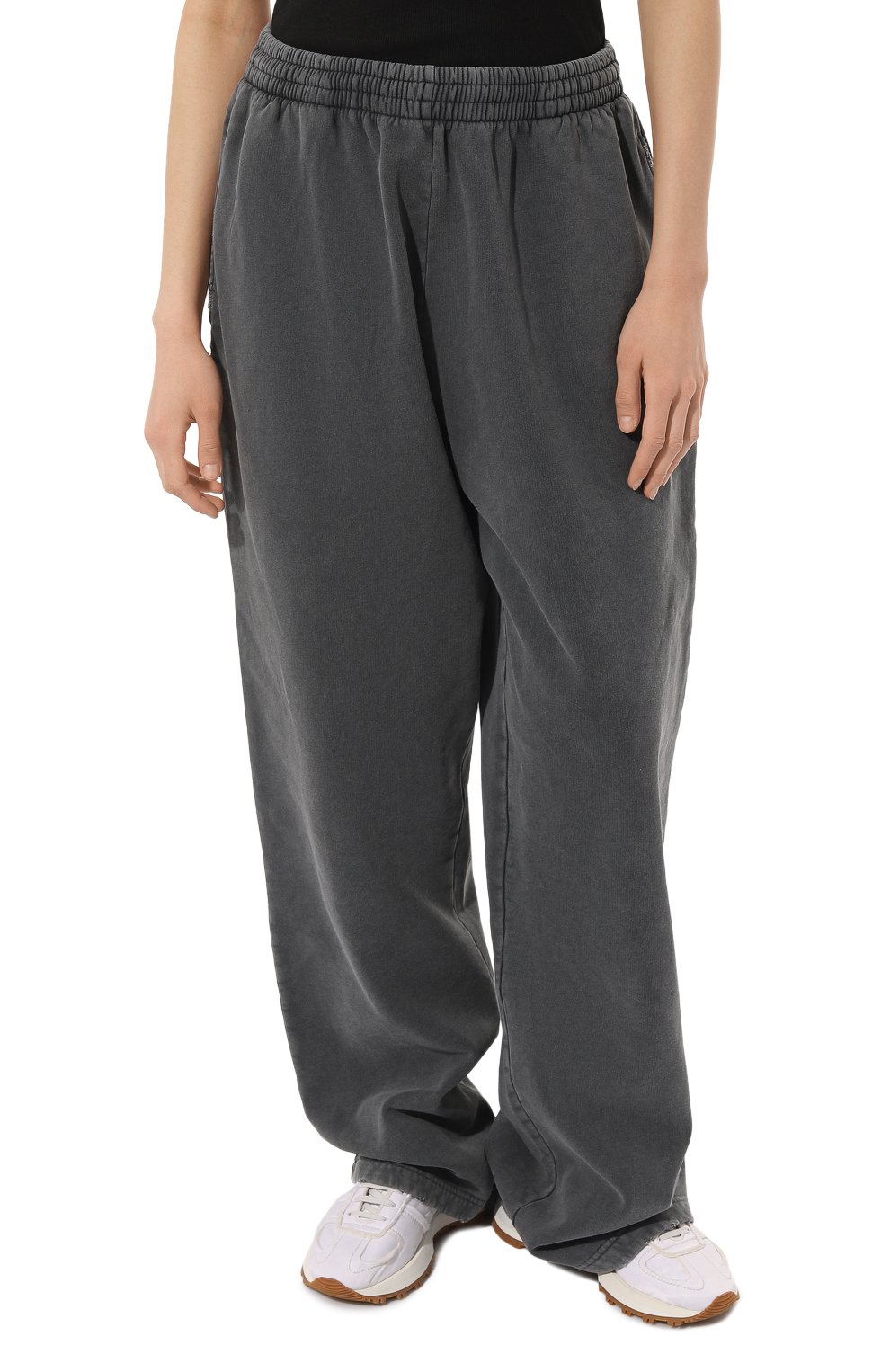 Хлопковые брюки MAINLESS темно-серого цвета по цене 28500 руб., арт. PT23-02-07-GR, фото 3 Хлопковые брюки MAINLESS, арт. PT23-02-07-GR, фото 3