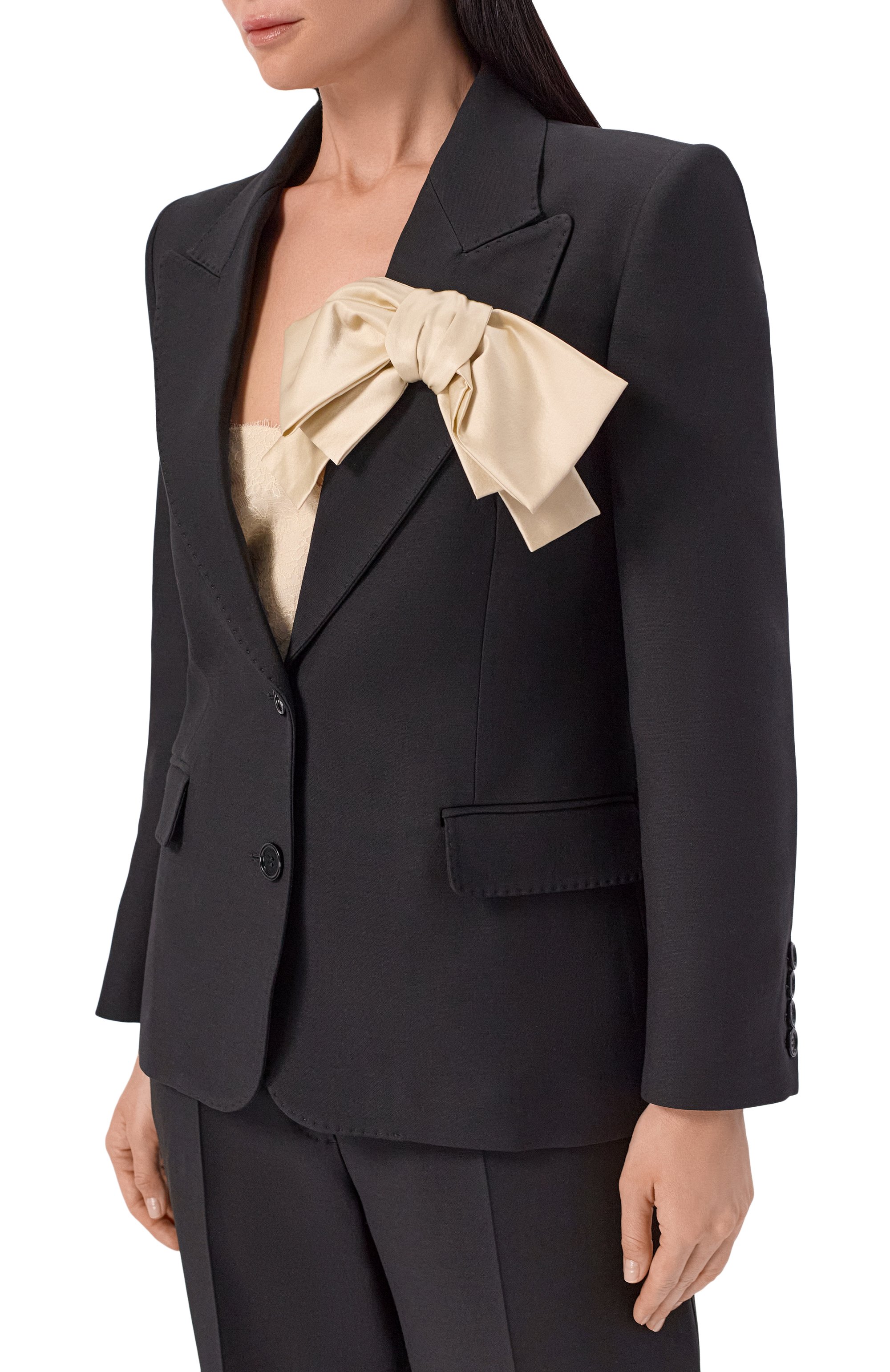 Жакет из шерсти и шелка VALENTINO черного цвета по цене 499500 руб., арт. 8B3CE5F5/1CF, фото 3 Жакет из шерсти и шелка VALENTINO, арт. 8B3CE5F5/1CF, фото 3