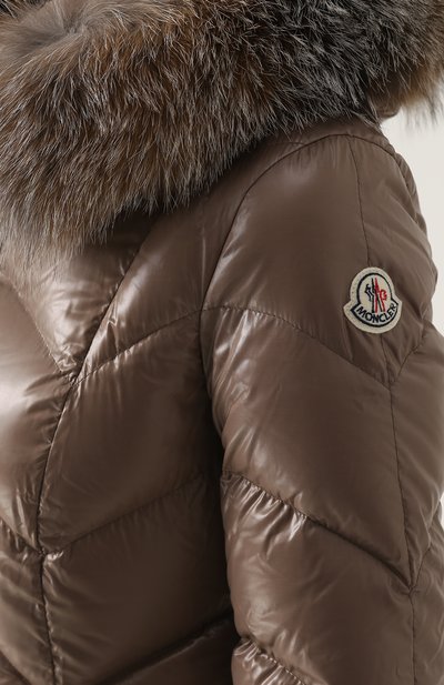 Стеганый пуховик с меховой отделкой капюшона MONCLER, арт. C2-093-49980-25-68950, фото 5