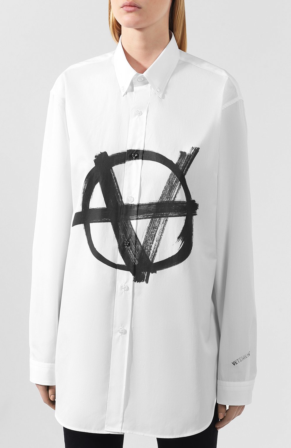 Хлопковая рубашка VETEMENTS белого цвета по цене 56400 руб., арт. UAH20SH700/W, фото 3 Хлопковая рубашка VETEMENTS, арт. UAH20SH700/W, фото 3