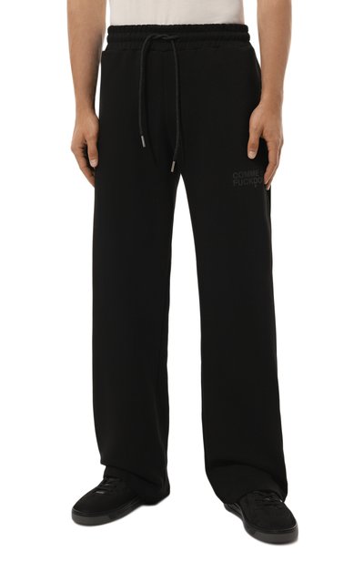 Хлопковые брюки COMME DES FUCKDOWN черного цвета по цене 10650 руб., арт. CFABM01319, фото 3 Хлопковые брюки COMME DES FUCKDOWN, арт. CFABM01319, фото 3