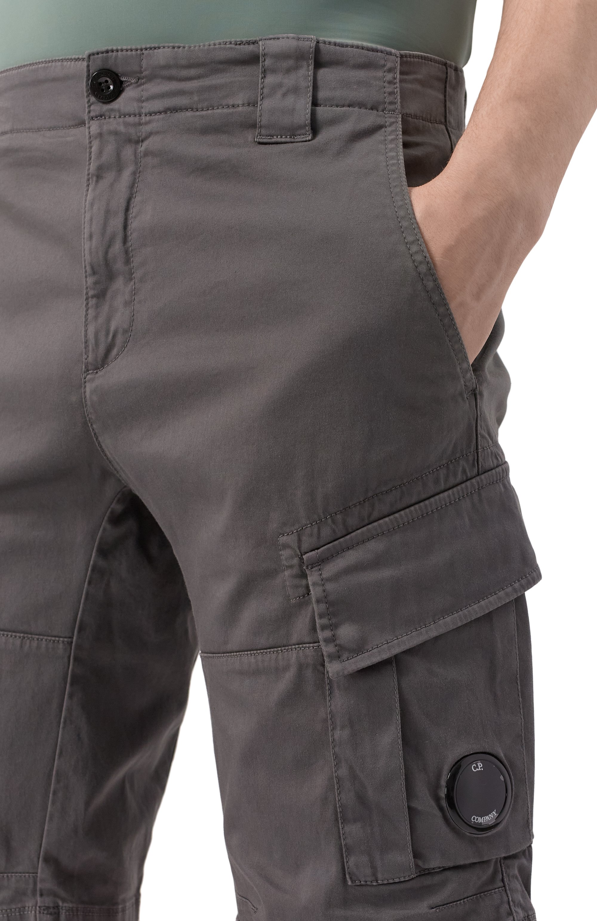 Хлопковые шорты C.P. COMPANY темно-серого цвета по цене 24950 руб., арт. 18CMBE116A005694G, фото 5 Хлопковые шорты C.P. COMPANY, арт. 18CMBE116A005694G, фото 5