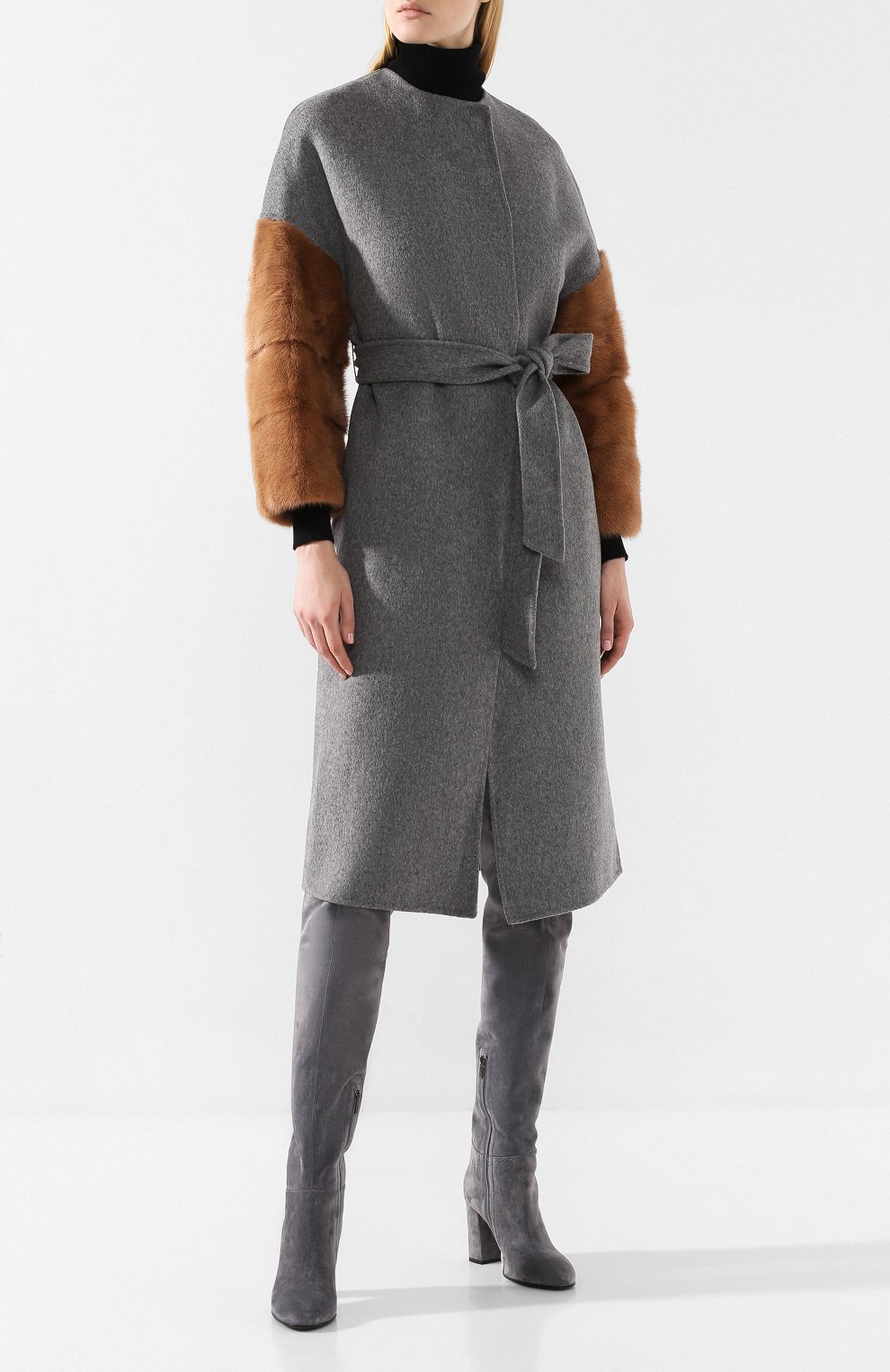 Шерстяное пальто AVA ADORE светло-серого цвета по цене 156500 руб., арт. EDITH/01 AA FW19, фото 2 Шерстяное пальто AVA ADORE, арт. EDITH/01 AA FW19, фото 2