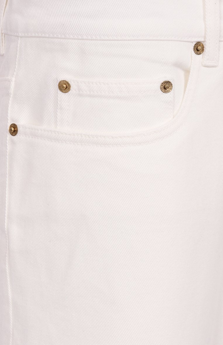 Мужские джинсы GOLDEN GOOSE DELUXE BRAND белого цвета, арт. GMP01186.P000980 | Фото 6 (Материал внешний: Хлопок, Деним; Длина (брюки, джинсы): Стандартные; Кросс-КТ: Деним; Силуэт М (брюки): Прямые, Широкие; Стили: Повседневный; Детали: Без декор�а; Автоматизация состава: Проставлено; Автоматизация ТО: Проставлено)