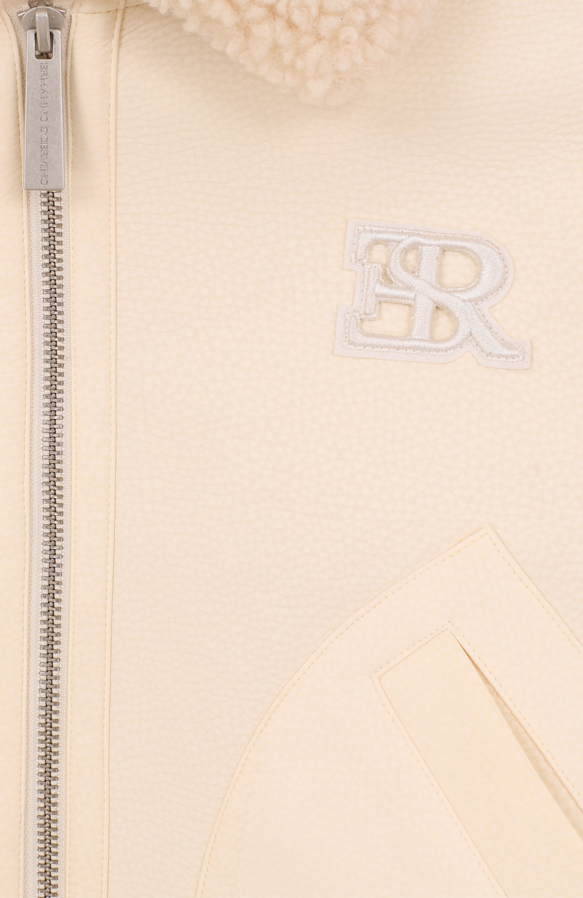 Дубленка из экомеха ERMANNO SCERVINO кремового цвета по цене 36950 руб., арт. SFGB035C, фото 3 Дубленка из экомеха ERMANNO SCERVINO, арт. SFGB035C, фото 3