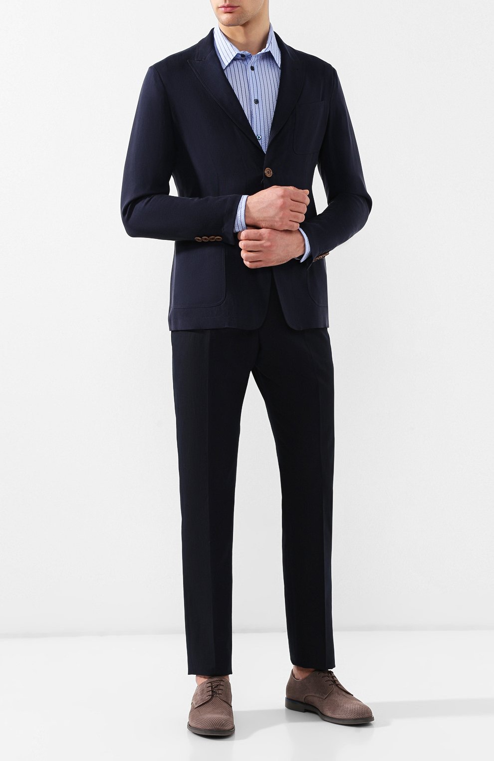 Хлопковая рубашка с воротником кент GIORGIO ARMANI синего цвета по цене 65400 руб., арт. 8WGCCZ97/TZ228, фото 2 Хлопковая рубашка с воротником кент GIORGIO ARMANI, арт. 8WGCCZ97/TZ228, фото 2