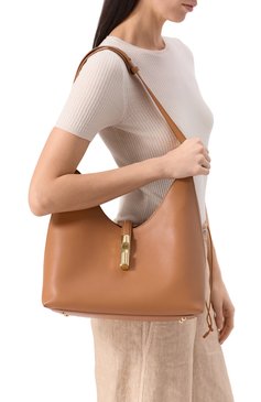 Женская сумка furla goccia medium FURLA светло-коричневого цвета, арт. WB01499/BX3104 | Фото 2 (Материал сплава: Проставлено; Размер: medium; Драгоценные камни: Проставлено; Материал: Натуральная кожа)