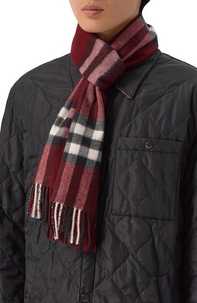 Кашемировый шарф BURBERRY бордового цвета по цене 76250 руб., арт. 8112639, фото 2 Кашемировый шарф BURBERRY, арт. 8112639, фото 2