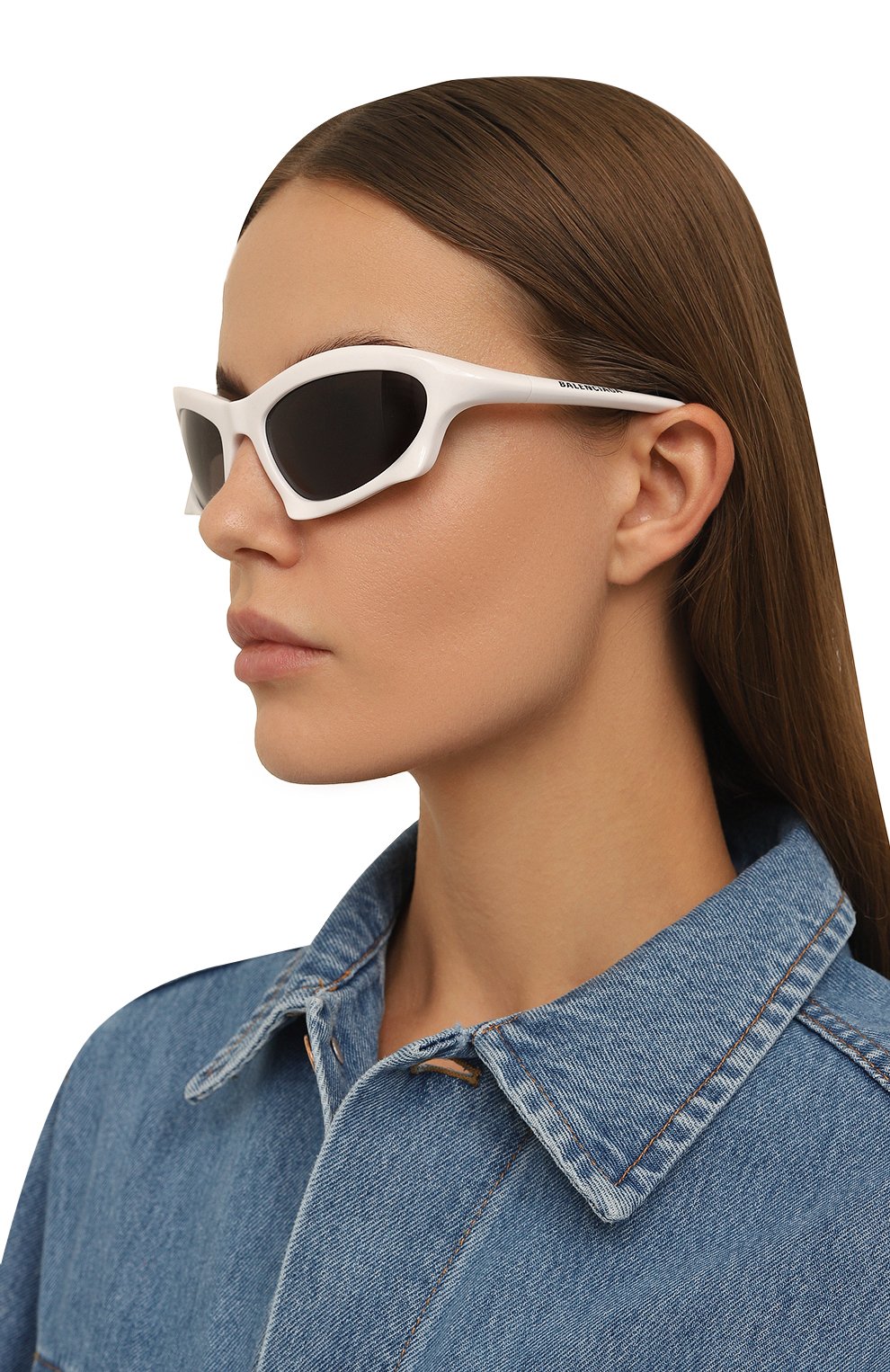 Солнцезащитные очки BALENCIAGA белого цвета по цене 47950 руб., арт. BB0229S 004, фото 2 Солнцезащитные очки BALENCIAGA, арт. BB0229S 004, фото 2