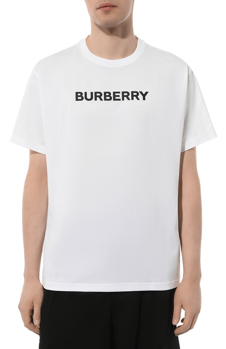 Мужская хлопковая футболка BURBERRY белого цвета, арт. 8055309 | Фото 3 (Рукава: Короткие; Материал внешний: Хлопок; Длина (для топов): Стандартные; Принт: С принтом; Стили: Кэжуэл; Кросс-КТ: Джерси; Мужское Кросс-КТ: Футболка-одежда)