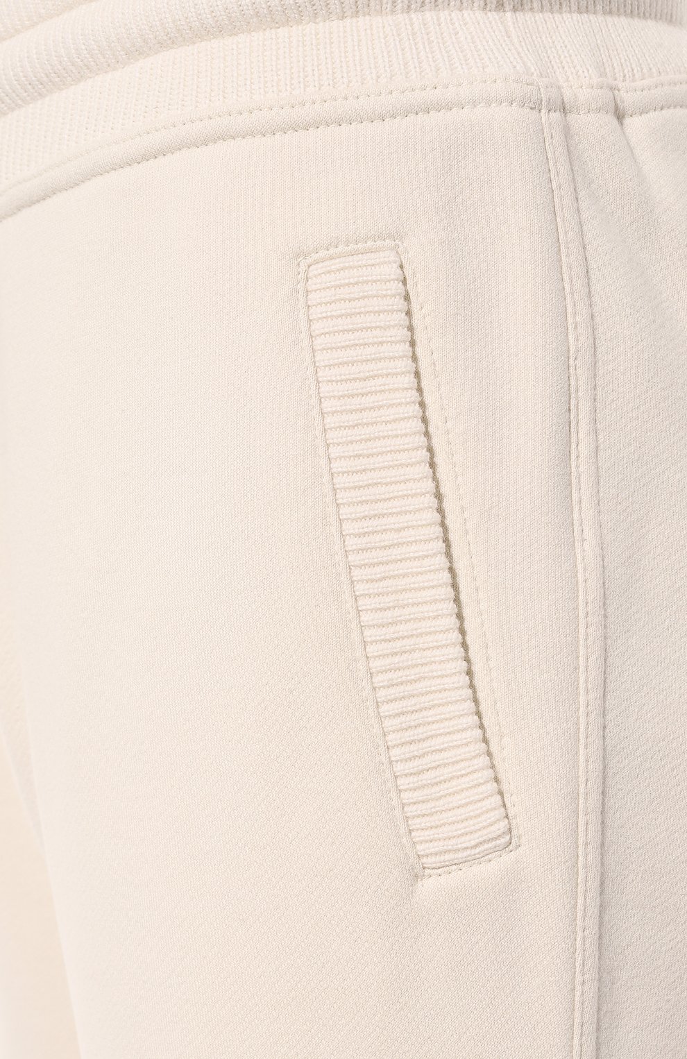 Хлопковые джоггеры BRUNELLO CUCINELLI кремового цвета по цене 138500 руб., арт. MTU23B2207, фото 5 Хлопковые джоггеры BRUNELLO CUCINELLI, арт. MTU23B2207, фото 5