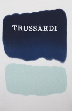 Детская хлопковая футболка TRUSSARDI JUNIOR белого цвета, арт. TBP23005TS | Фото 3 (Рукава: Короткие; Материал сплава: Проставлено; Материал внешний: Хлопок; Мальчики Кросс-КТ: Футболка-одежда; Драгоценные камни: Проставлено)